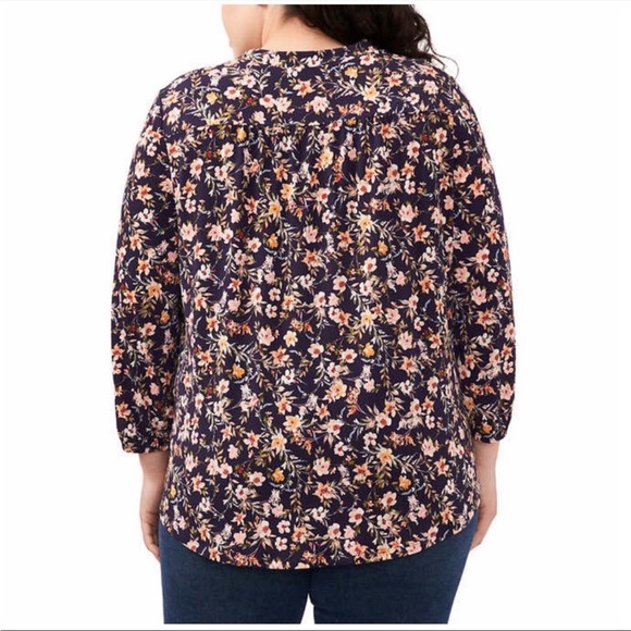 Two by Vince Camuto Ladies' V- Neck Top (2X) - Picture 5 of 5